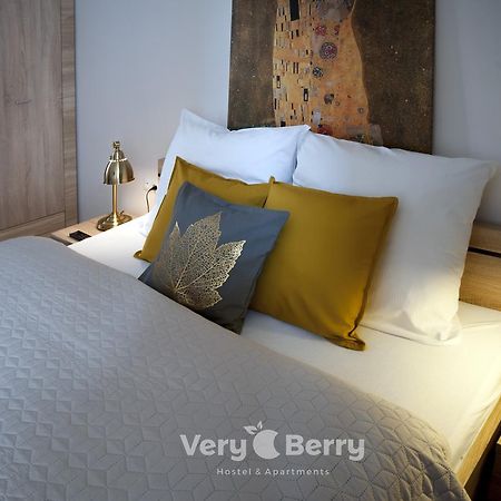 Przestronny Apartament Very Berry W Poznaniu Z Dwiema Sypialniami By Noclegi Renters المظهر الخارجي الصورة