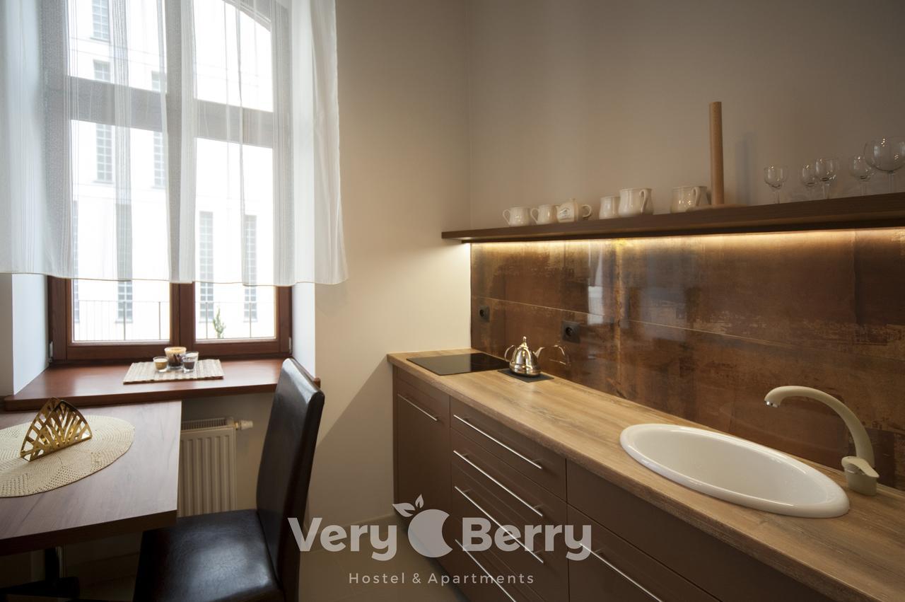Przestronny Apartament Very Berry W Poznaniu Z Dwiema Sypialniami By Noclegi Renters المظهر الخارجي الصورة