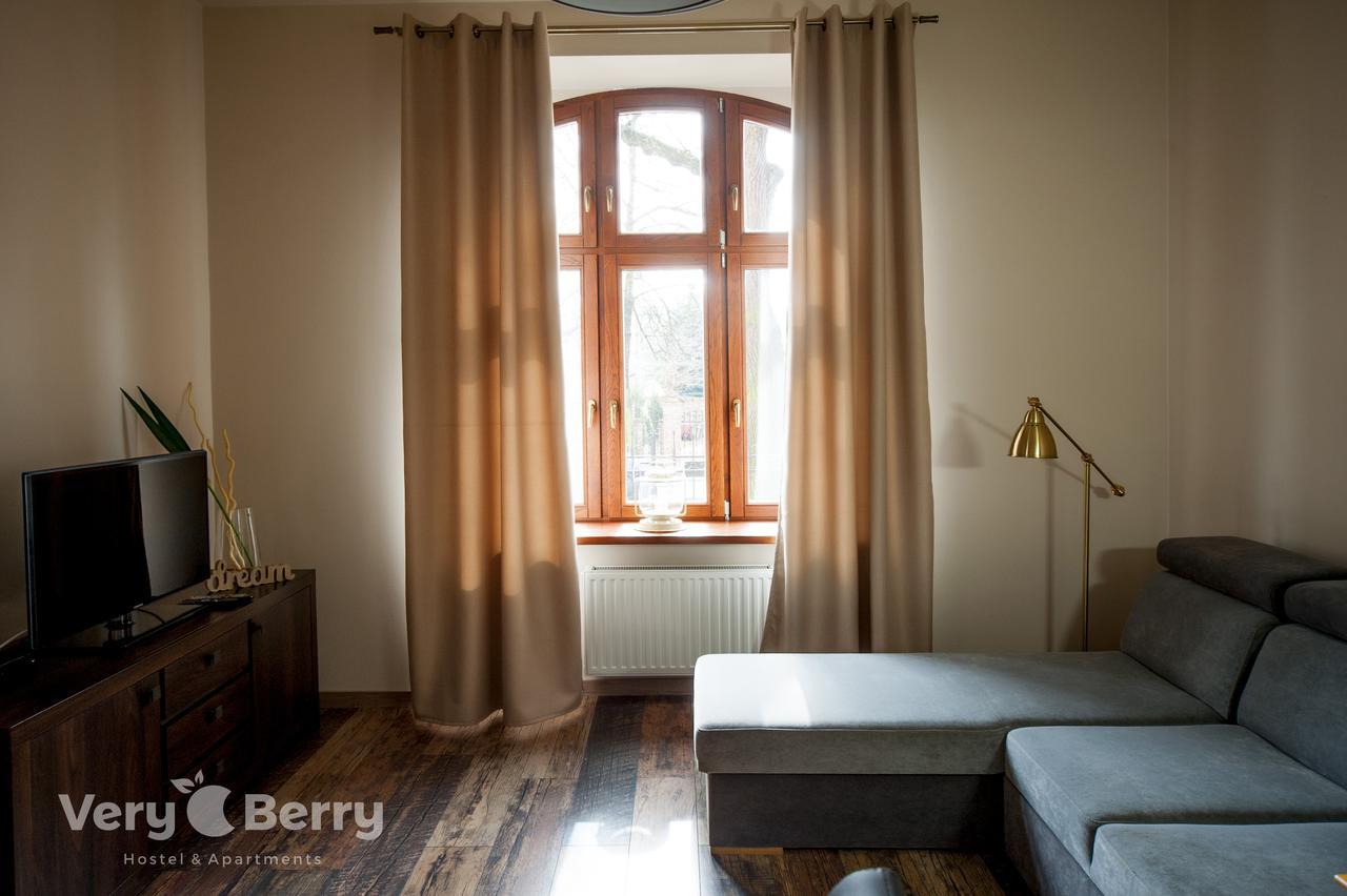 Przestronny Apartament Very Berry W Poznaniu Z Dwiema Sypialniami By Noclegi Renters المظهر الخارجي الصورة