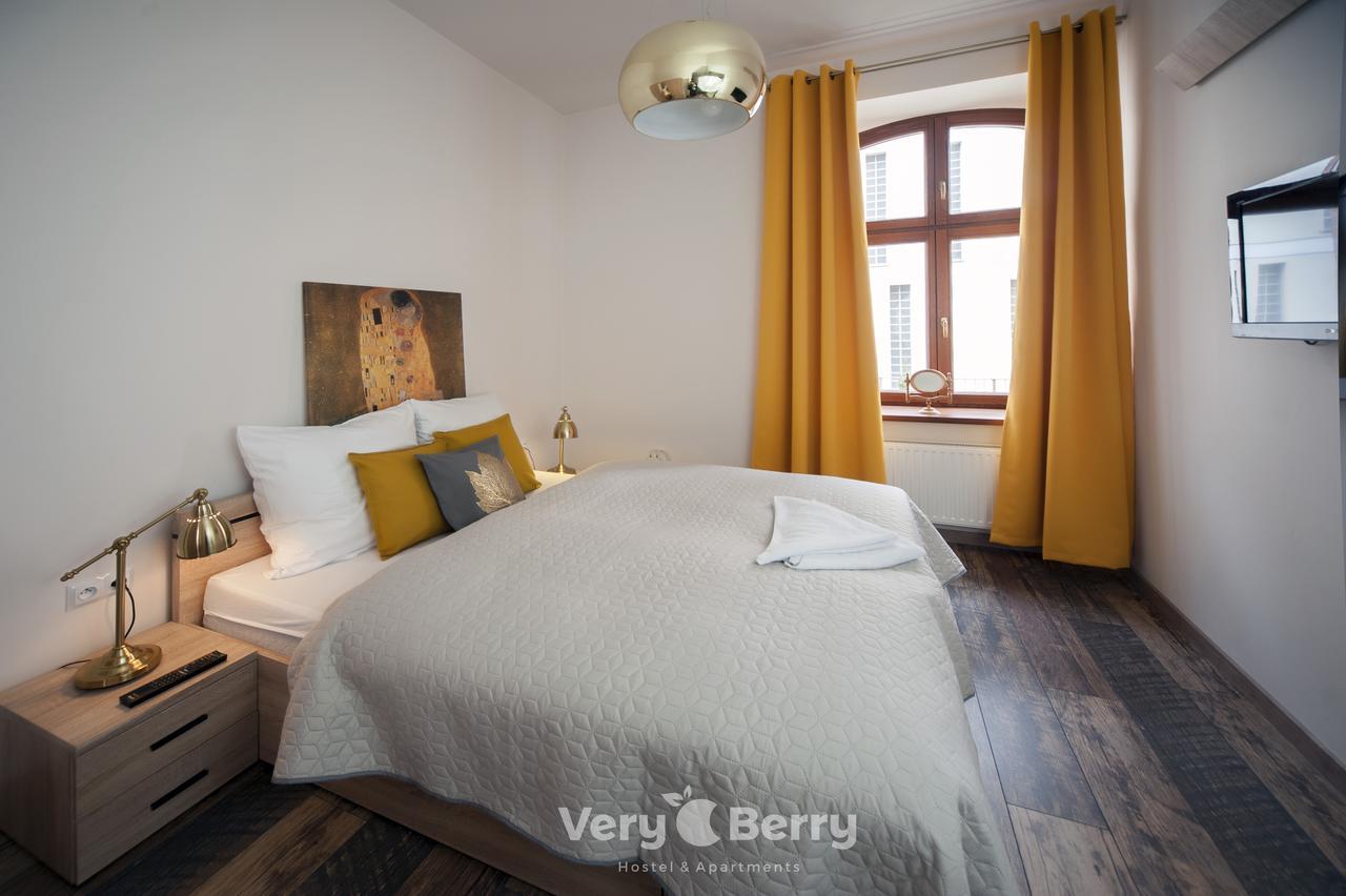 Przestronny Apartament Very Berry W Poznaniu Z Dwiema Sypialniami By Noclegi Renters المظهر الخارجي الصورة